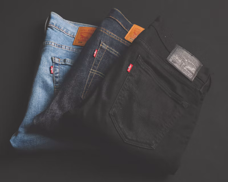 Destaques em Calças e Shorts